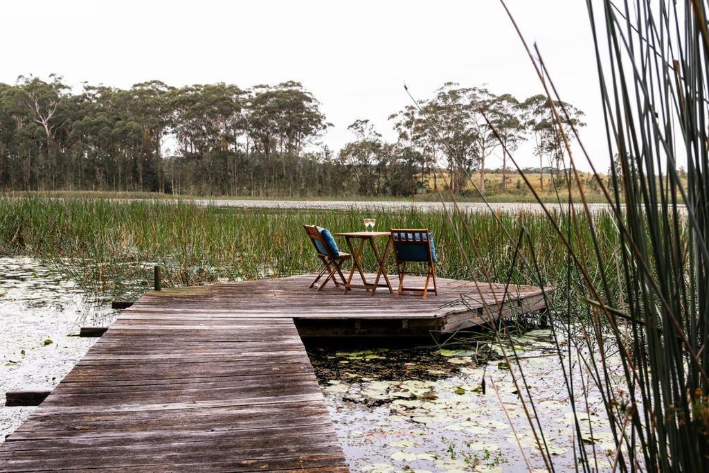Lake Russell Retreat Emerald Beach Extérieur photo
